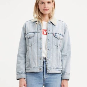 Levi’s ex boyfriend trucker jacket